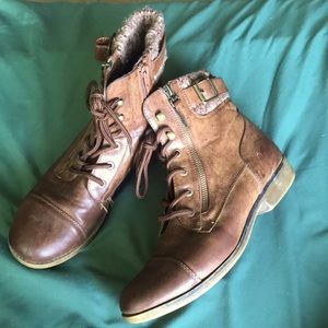 Brown ankle boots size 9